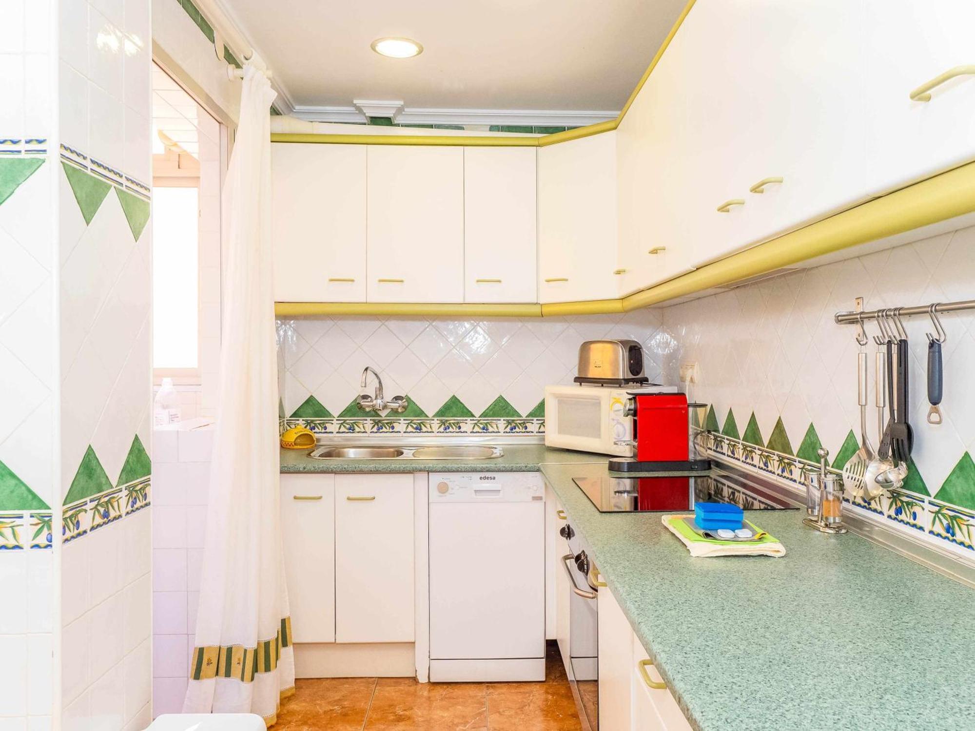 Centrico Apartamento Con Terraza En La Playa Рінкон-де-ла-Вікторія Екстер'єр фото