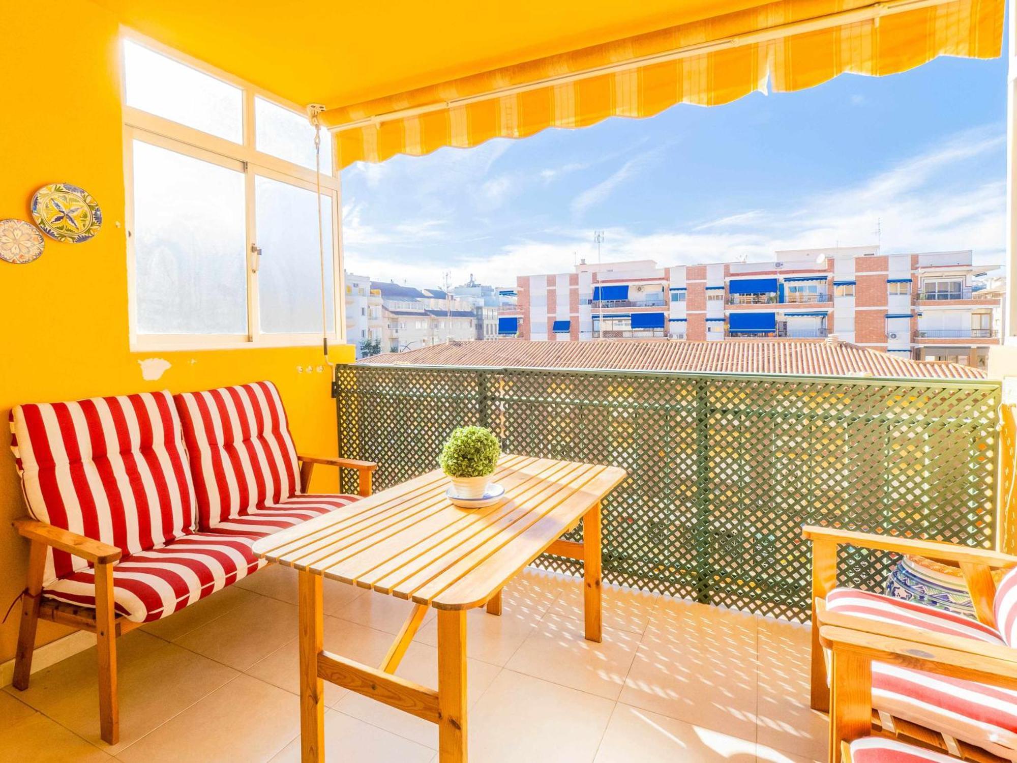 Centrico Apartamento Con Terraza En La Playa Рінкон-де-ла-Вікторія Екстер'єр фото